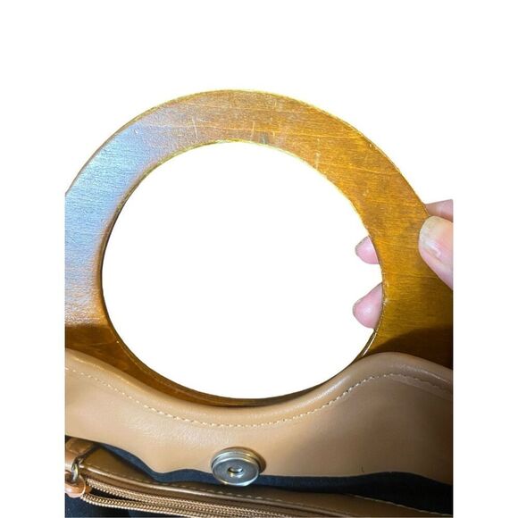 Relic Black Tan Leather Canvas Boho Chic Wooden Handle Snap Closure Purse - Picture 9 of 9